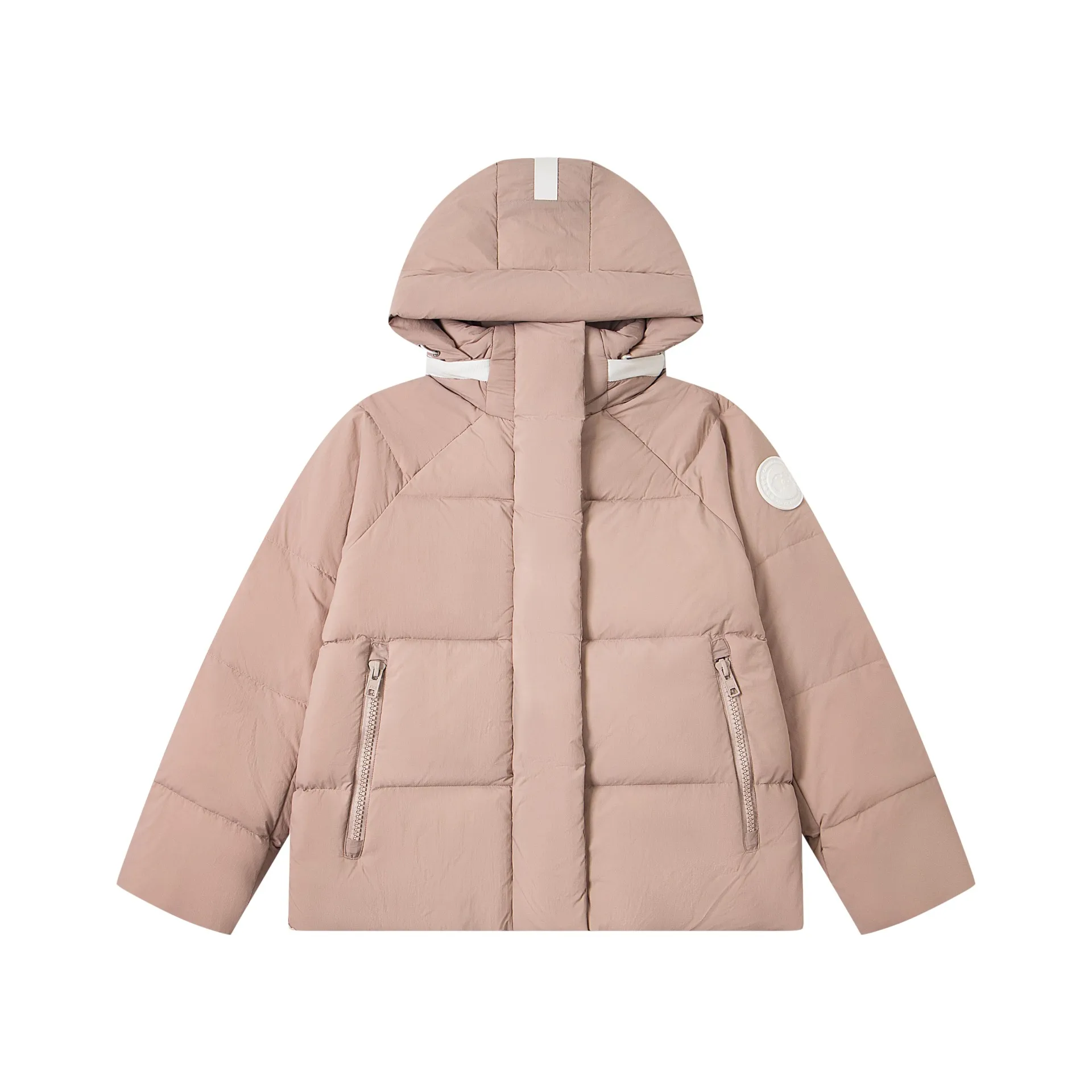 P770 model number: G124 Canada Goose PASTELS series new Parker couple's hooded down jacket 1️⃣The fabric is made of soft EnduraLuxe fabric, which enhances the durability of easy-to-wear parts, is lightweight and durable; the inner liner is made of anti-velvet gallbladder, which is comfortable and soft without velvet. It has a detachable hood, can be adjusted in two directions, and is also filled with down, which brings greater softness and wrapping around the head and neck, and is full of warmth. This parka features white trim on the back and sides, and the hardware locks are all original and custom-made to match the muted fabric color. Goose label: The official website’s new series of silicone material labels, non-embroidery labels. 2️⃣It is very youthful and energetic, and can be easily worn by both men and women. It is very in line with the fashion aesthetic concepts of today's young people! 3️⃣ A full set of customized accessories, complete with three standards, same style for men and women, a must-have for couples! Color: black, white, pink, stone gray, water-soluble blue Size: XS, S, M, L